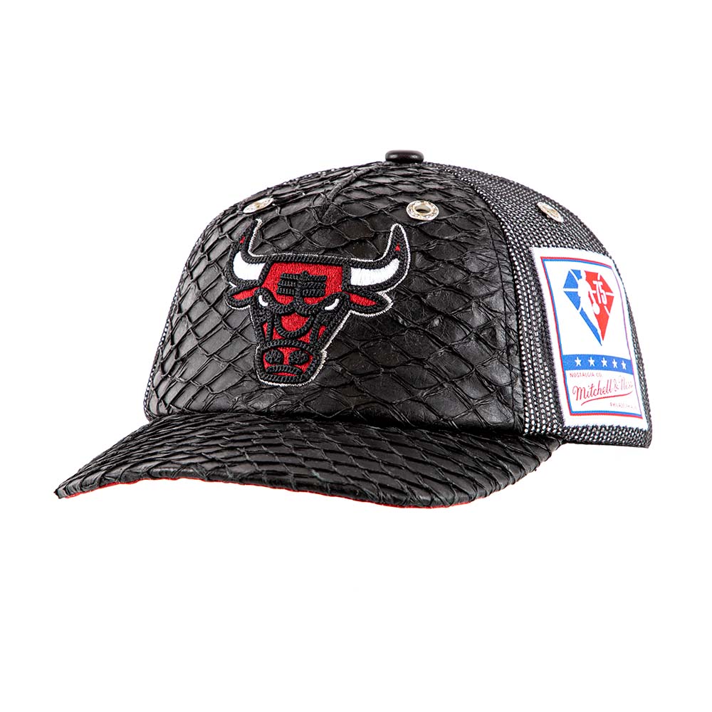 Gorro Jockey Mitchell and Ness Chicago Bulls Snapback Platinum Lux Trucker Negro